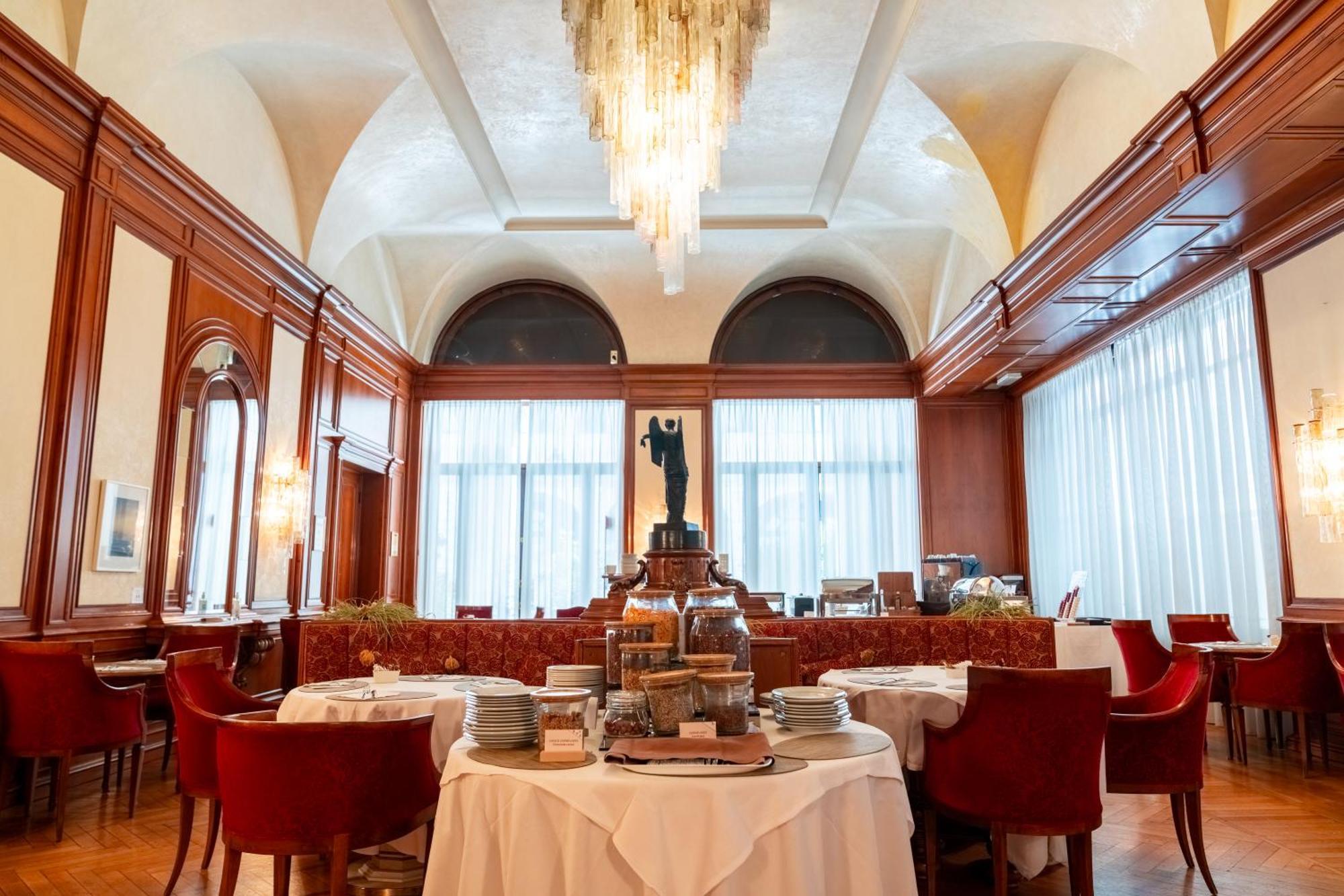Hotel Vittoria Brescia Esterno foto