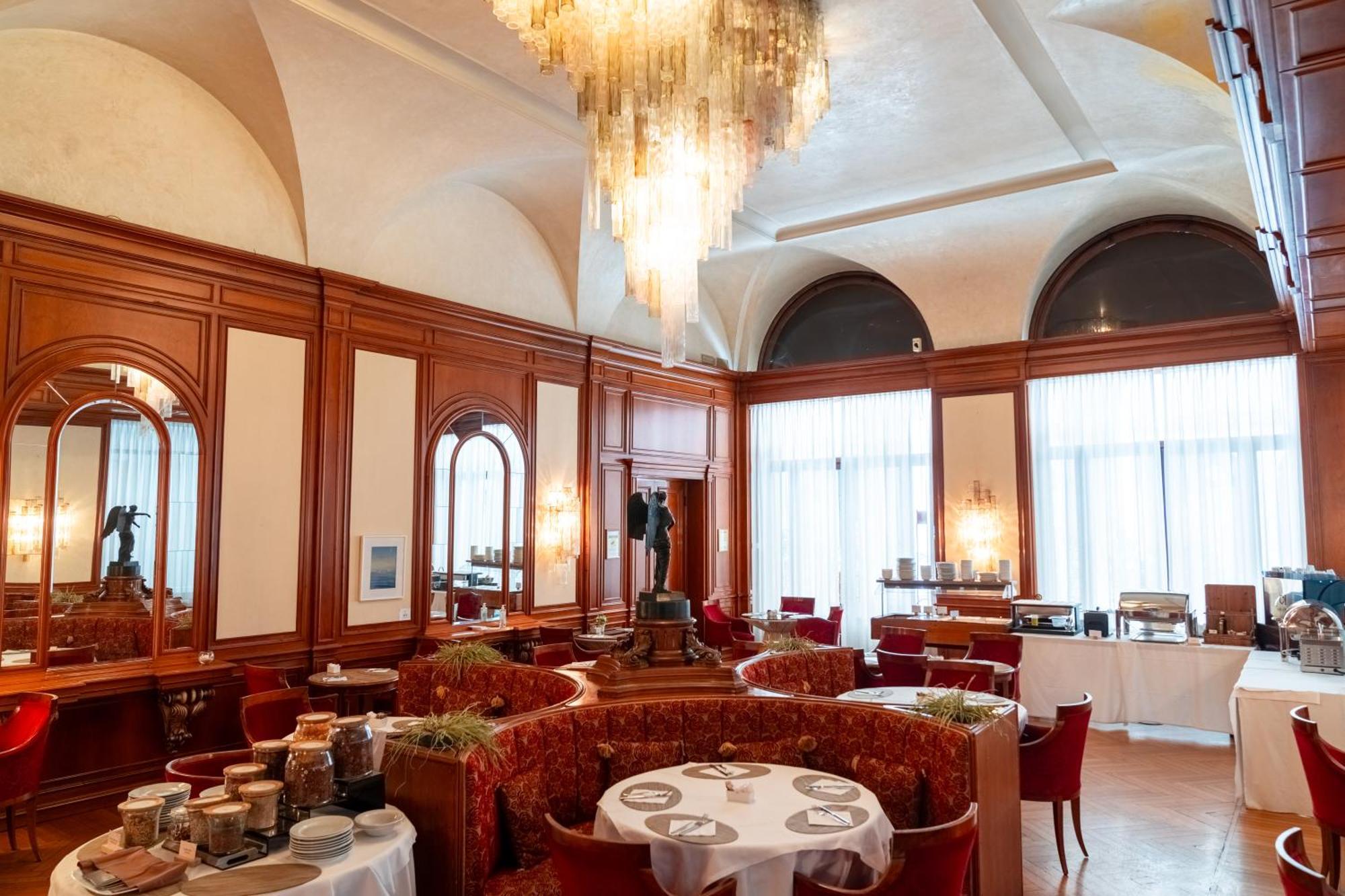 Hotel Vittoria Brescia Esterno foto