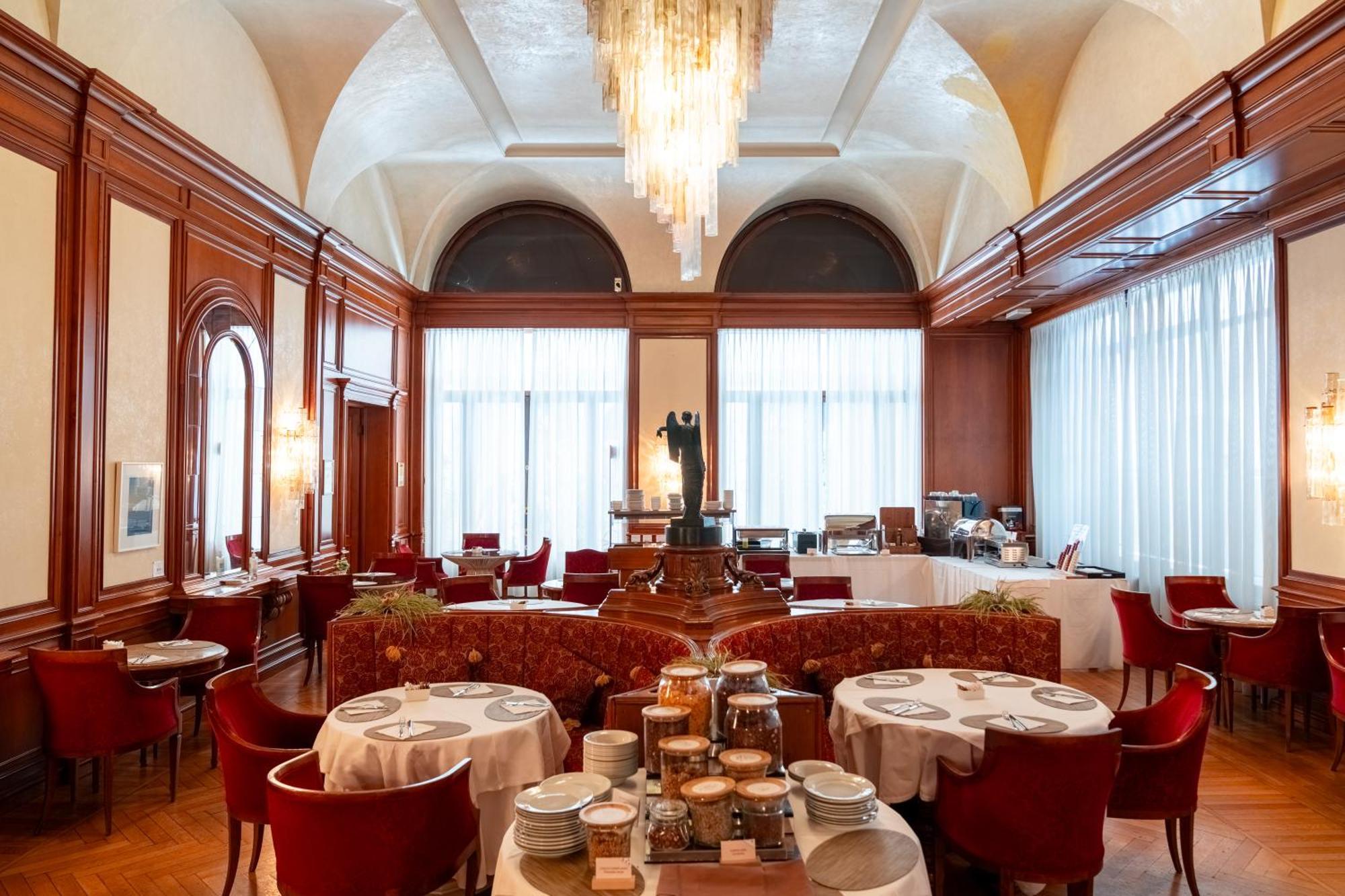 Hotel Vittoria Brescia Esterno foto