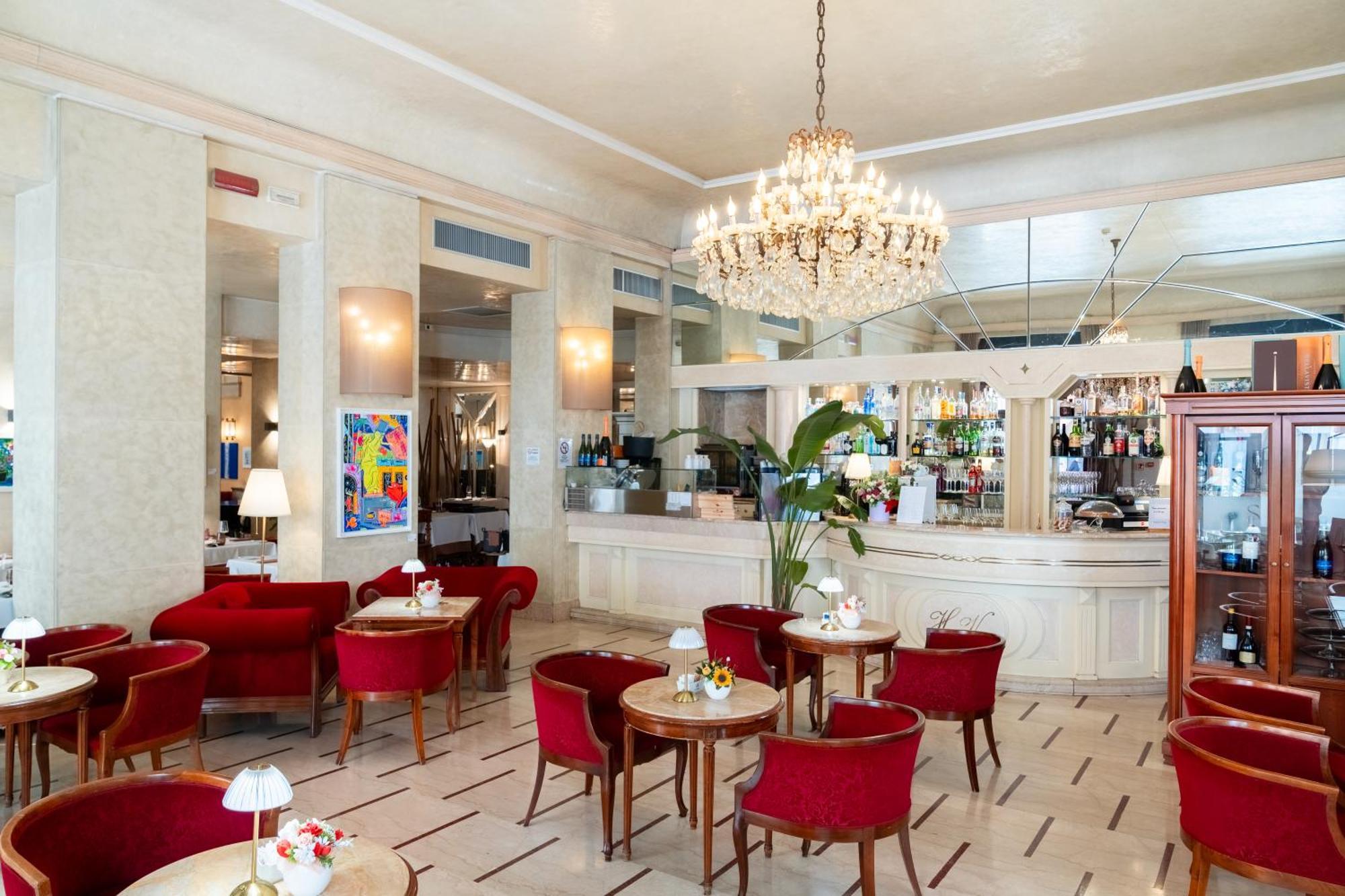 Hotel Vittoria Brescia Esterno foto